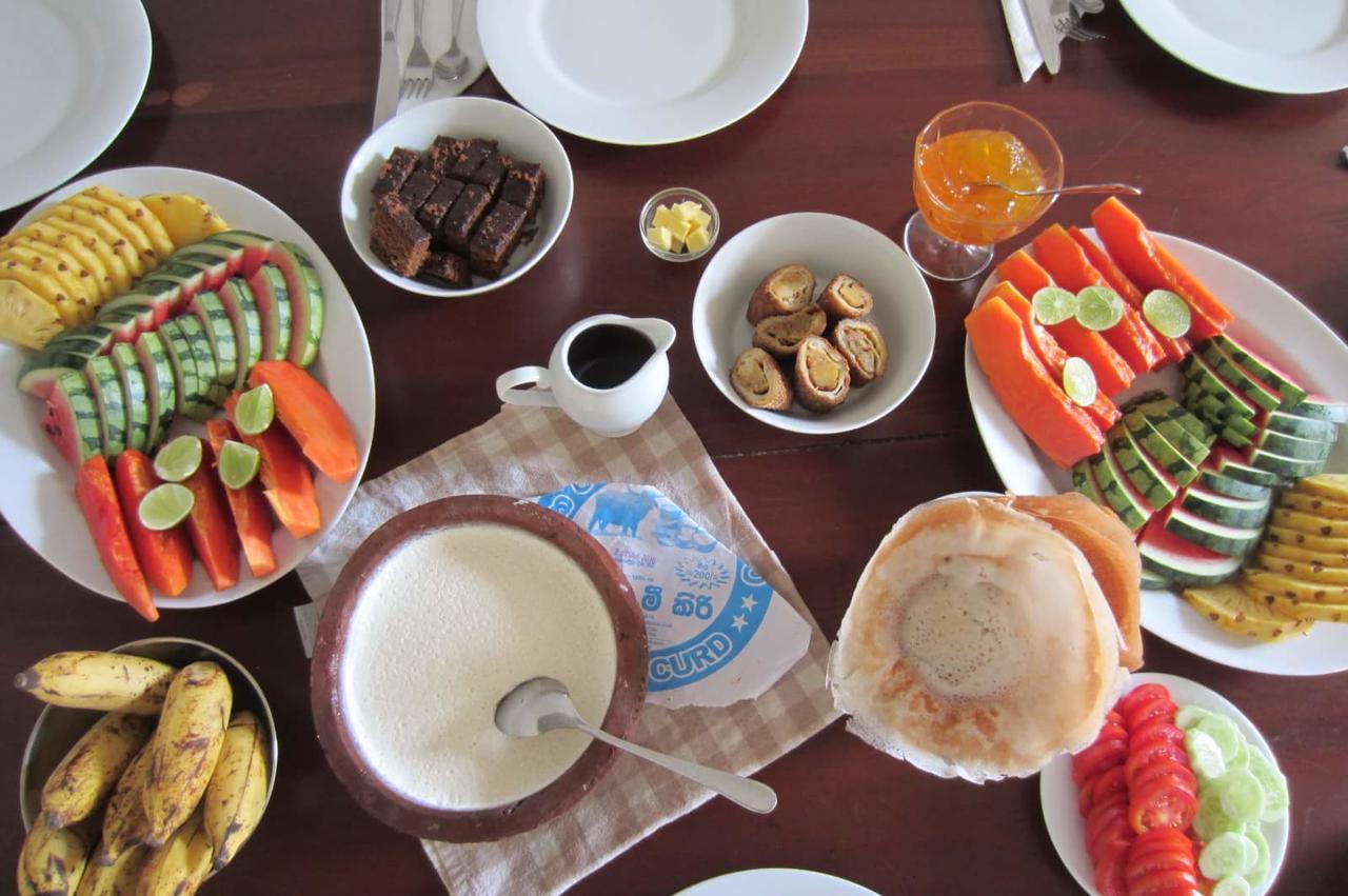 Awesome Guest Mirissa Hotel ภายนอก รูปภาพ